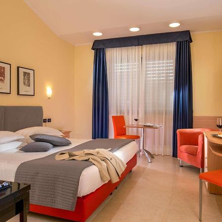 Best Western Blu Hotel Roma Exteriör bild