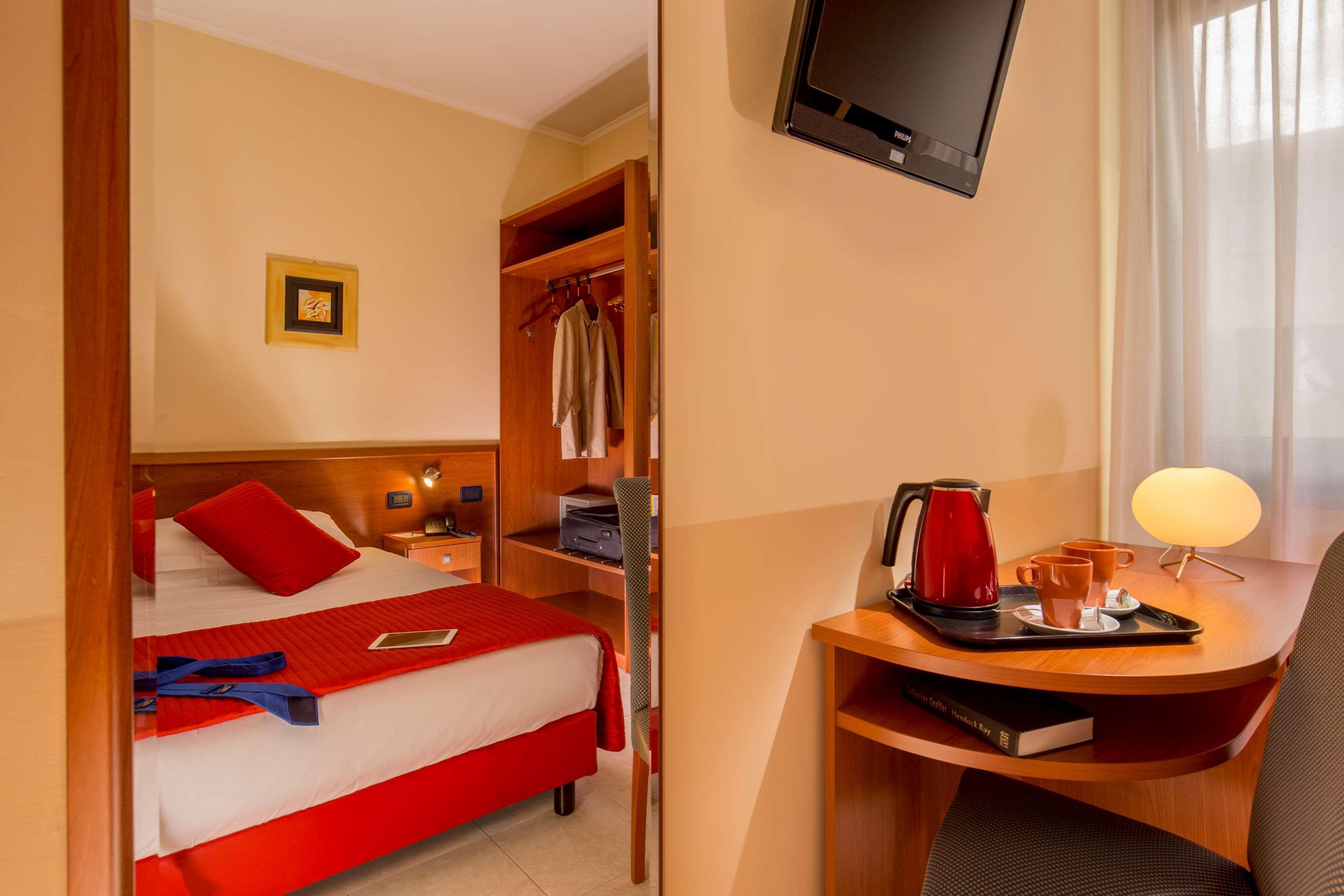 Best Western Blu Hotel Roma Exteriör bild