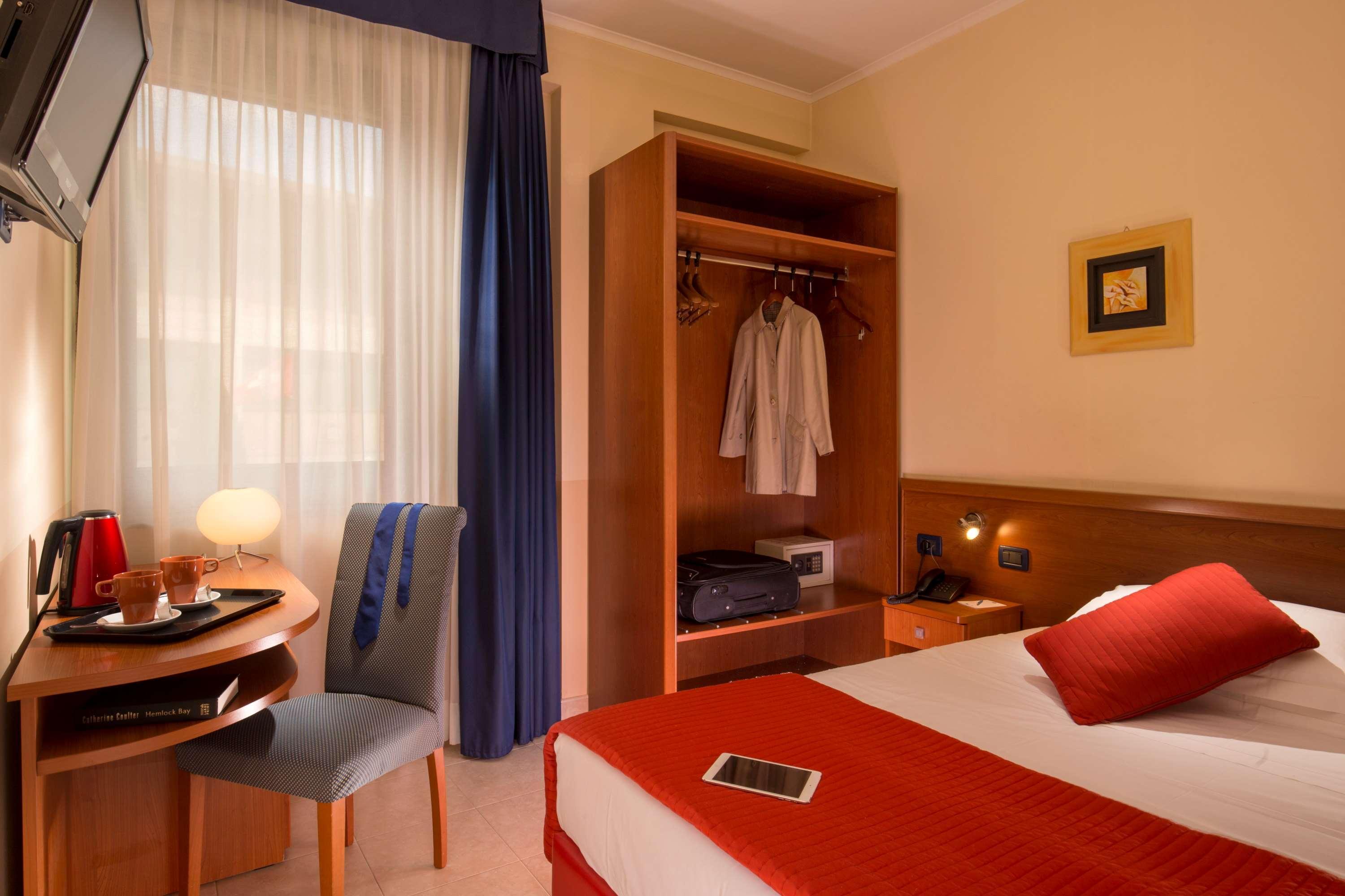 Best Western Blu Hotel Roma Exteriör bild