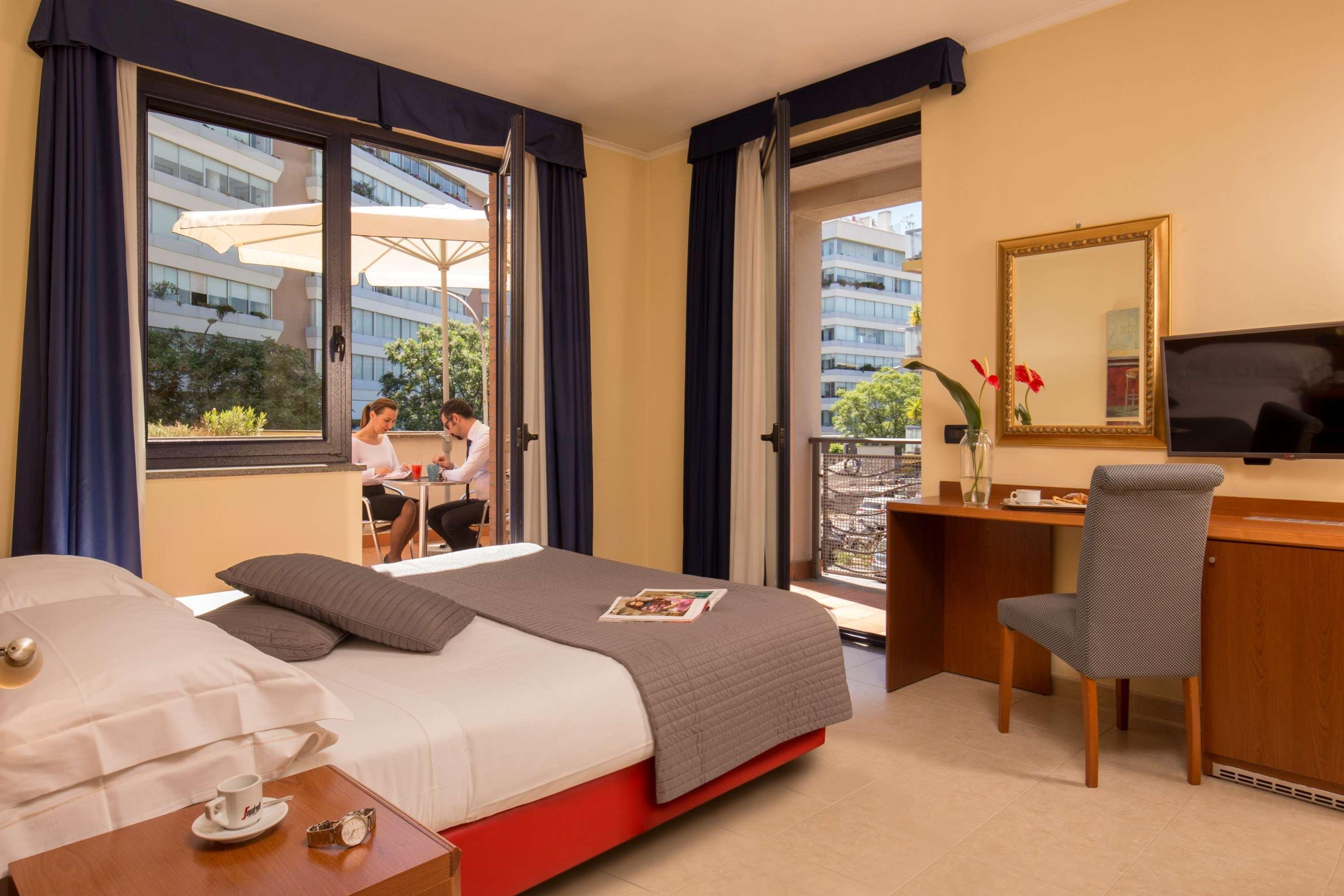 Best Western Blu Hotel Roma Exteriör bild